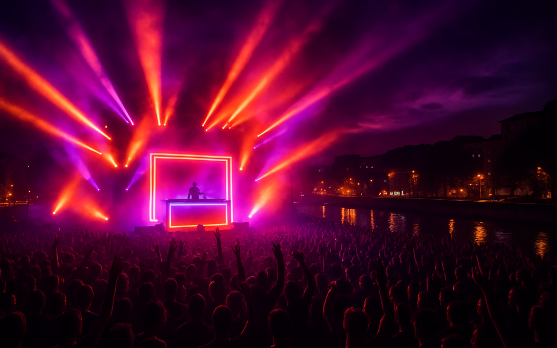 Foule en concert au festival Les Rives du Territoire